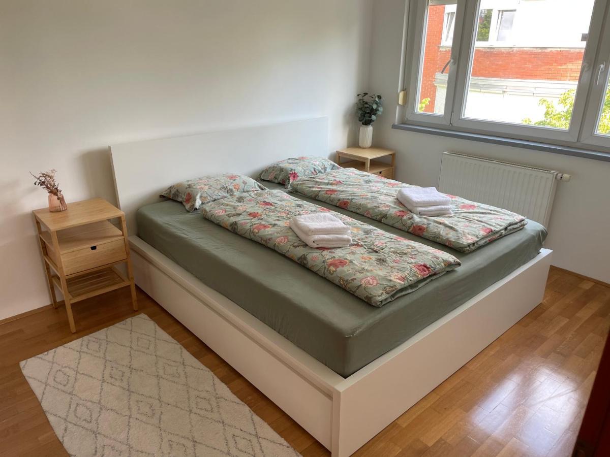 Mely Rose Appartement Ljubljana Buitenkant foto